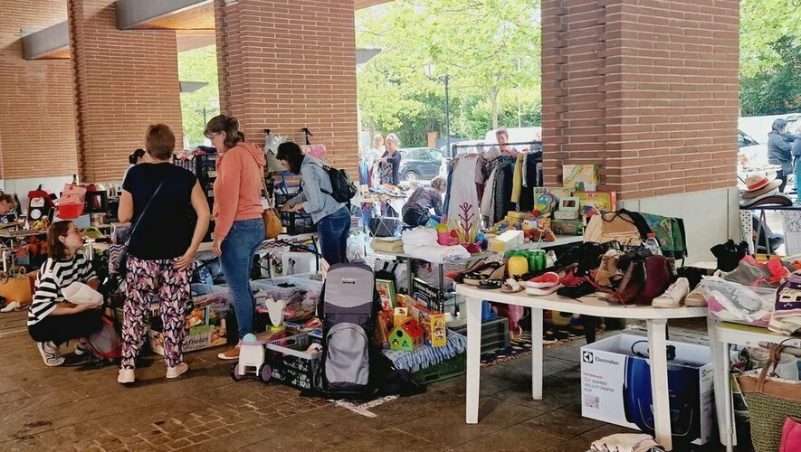 VIDE GRENIER — visuel événement