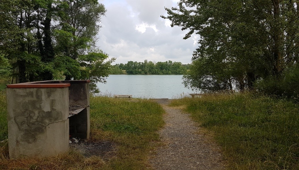 AIRE DE PIQUE-NIQUE DE NOUGARET - photo 2