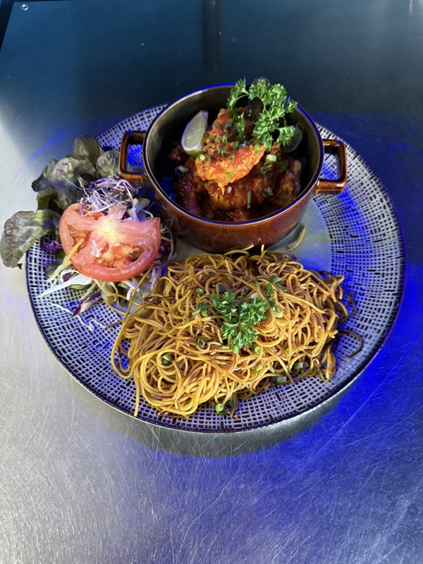 BOTNA THAÏ & SUSHIS - photo 3