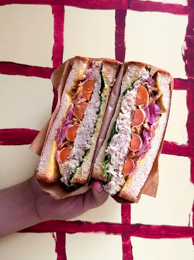 CRUSH SANDWICHERIE — photo 3