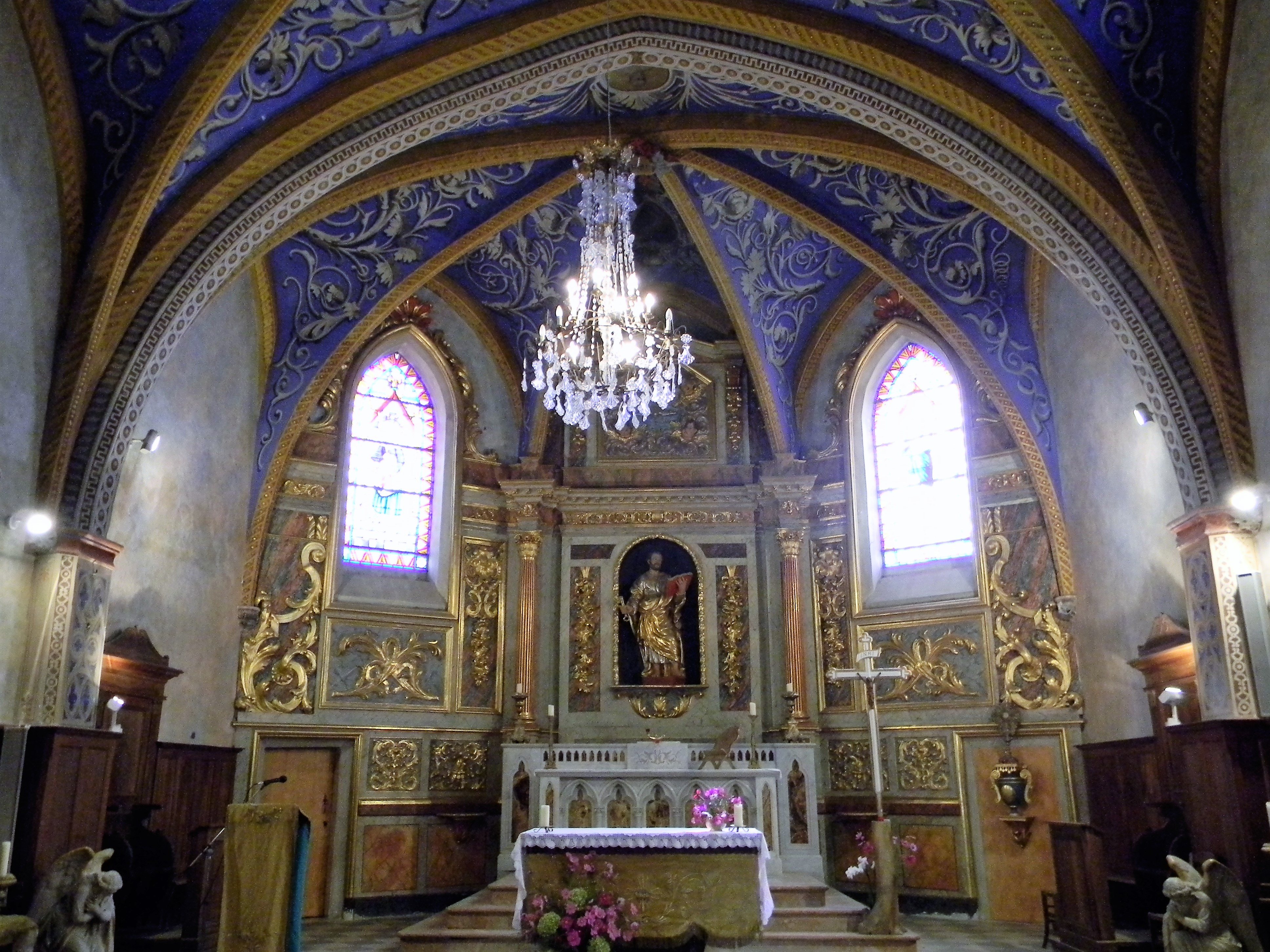 L'EGLISE SAINT-PIERRE, Bazus