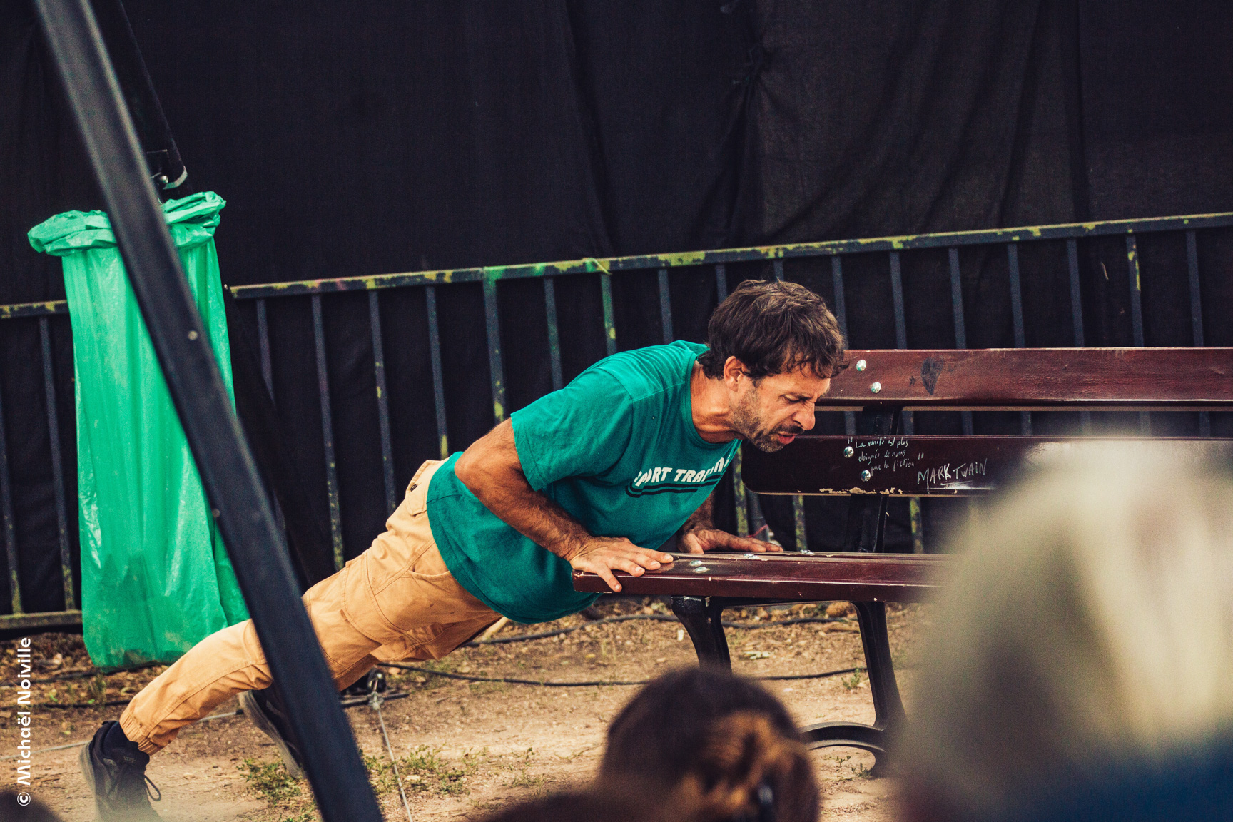 FIDJI – LA DÉPLIANTE CIE