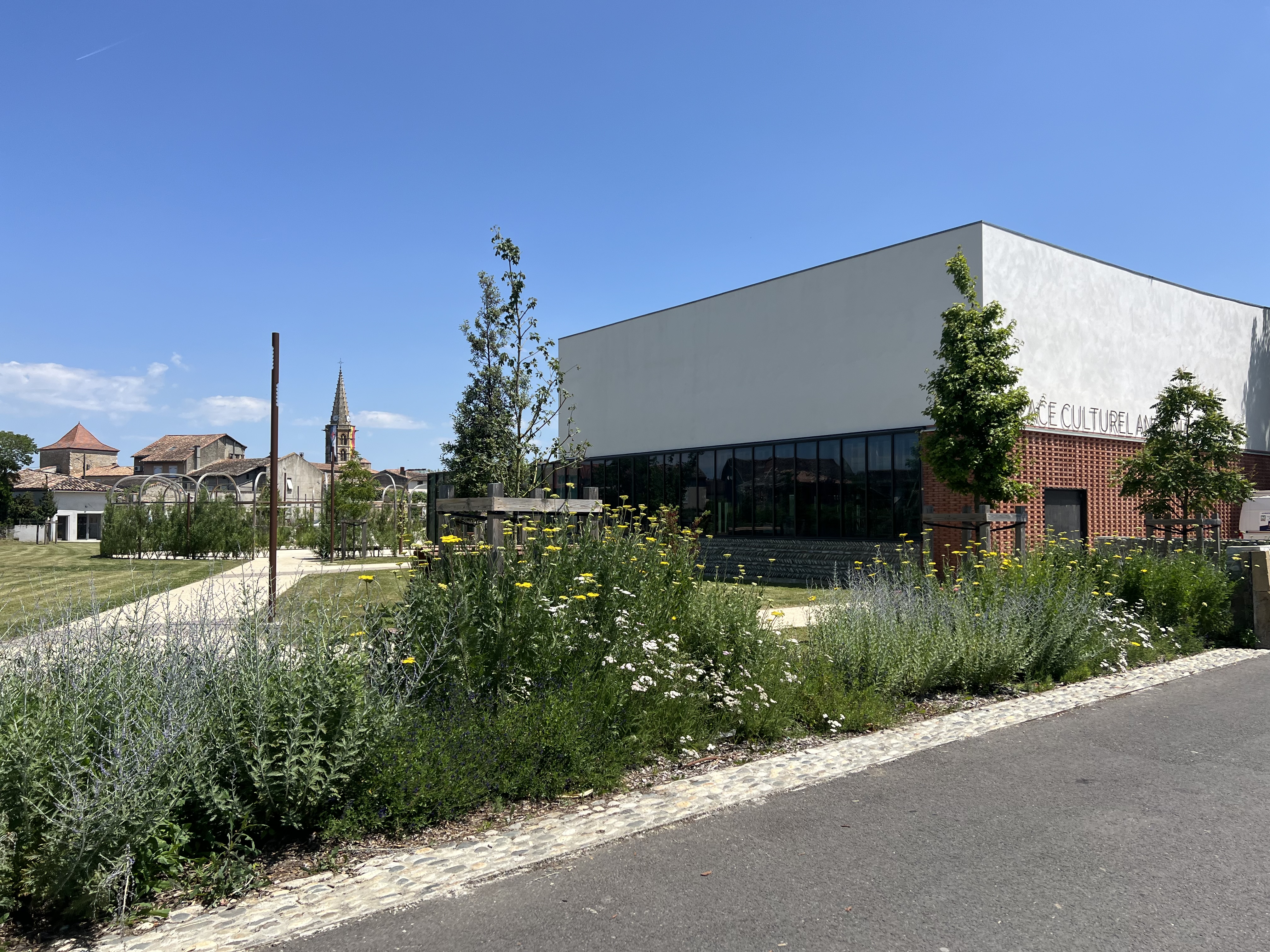 ESPACE CULTUREL ANGONIA, Martres-Tolosane - photo 5