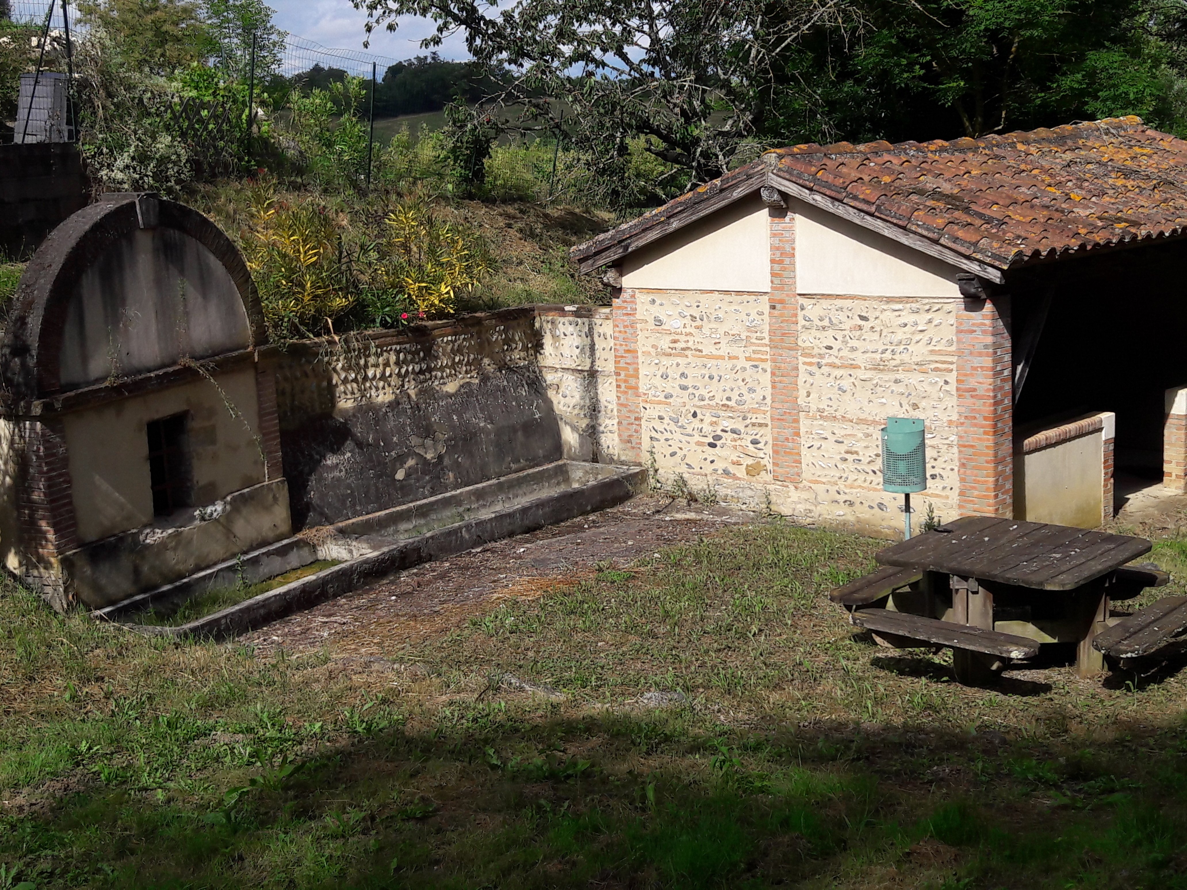 AIRE DU PIQUE-NIQUE DU LAVOIR