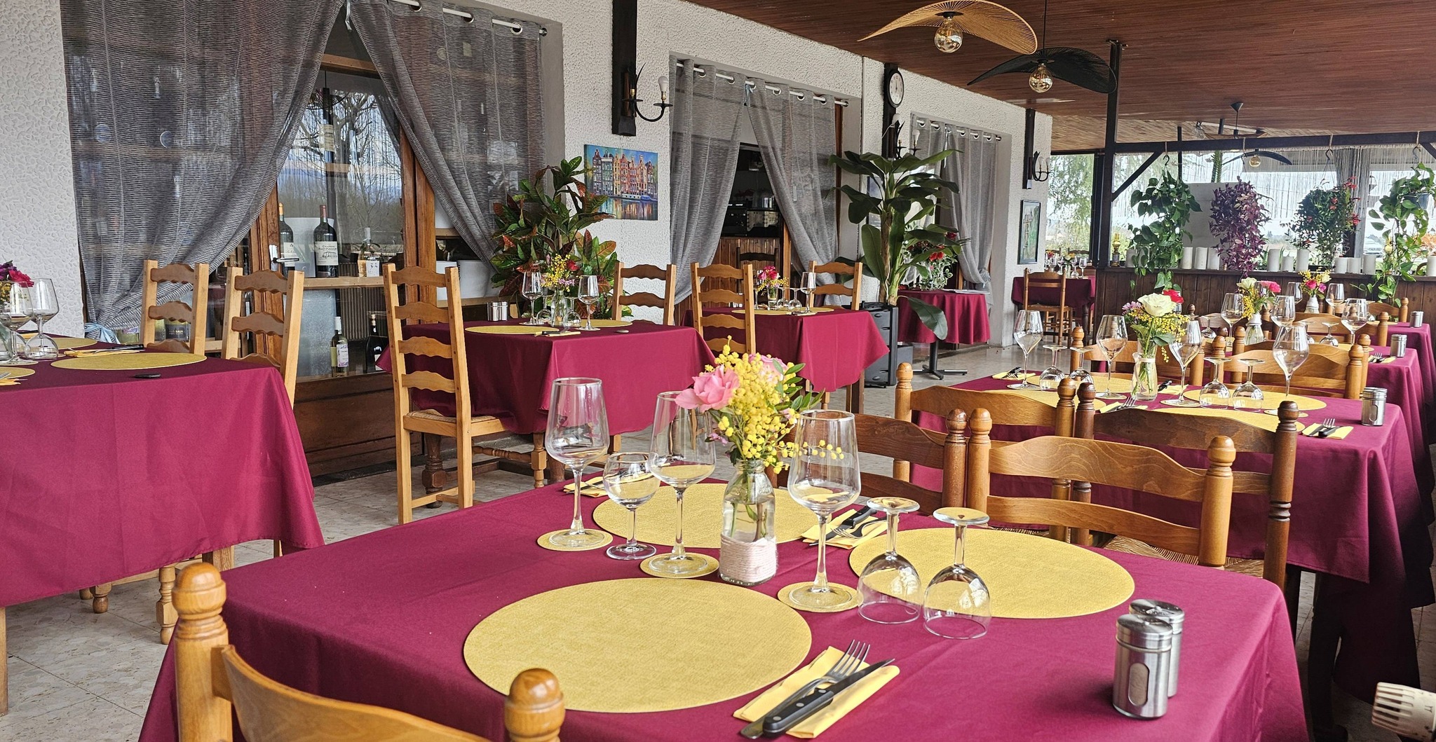 LE CHERIMOYA RESTAURANT, Villeneuve-de-Rivière - photo 2