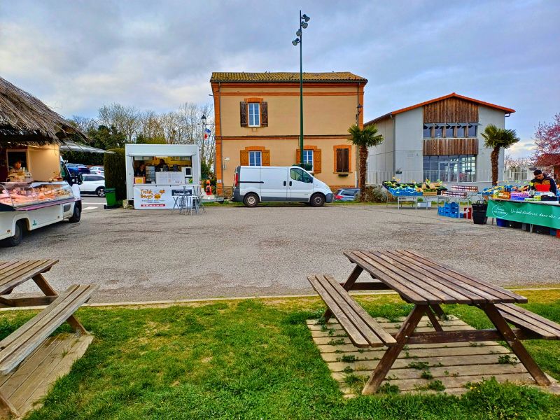 MARCHÉ DU CASTÉRA — photo 2