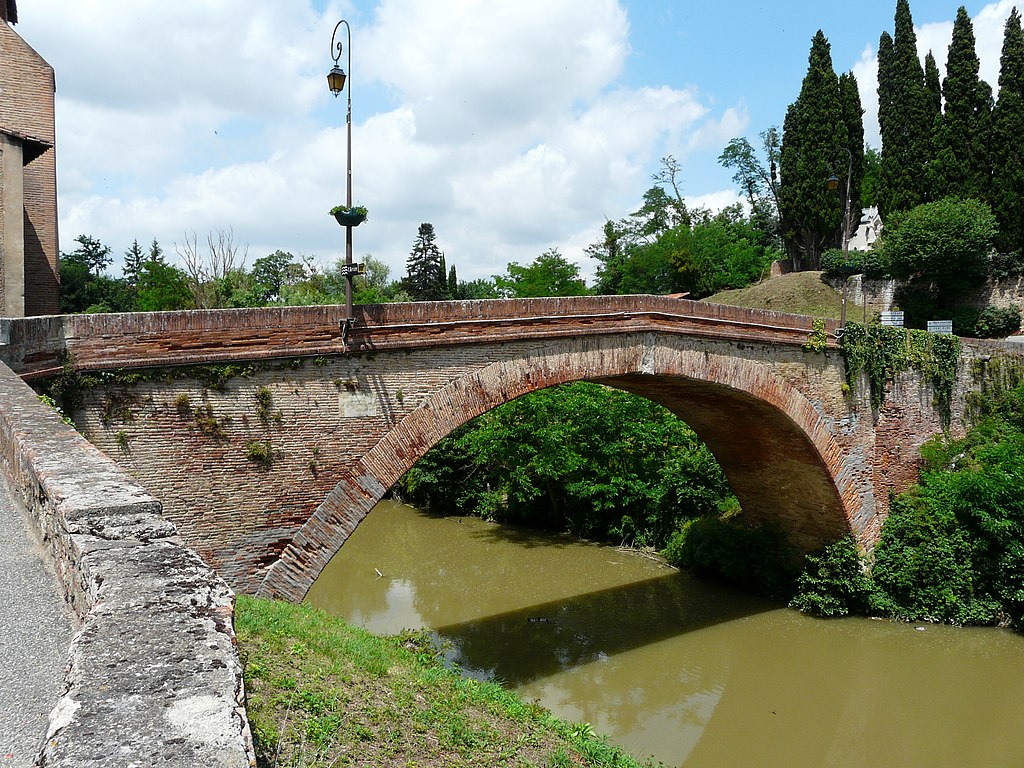 PONT LAJOUS