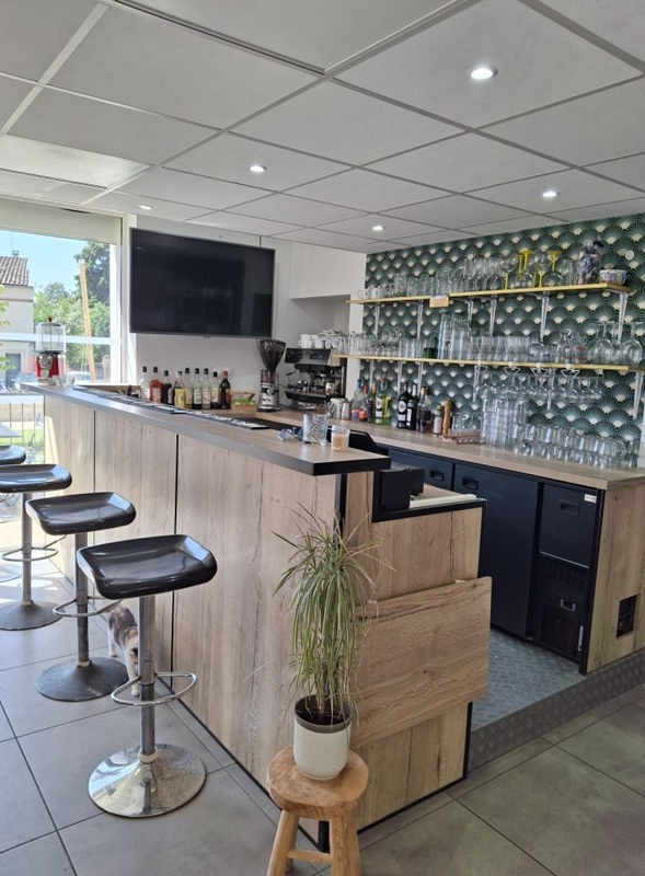 CAFÉ DE LA POSTE, Thil