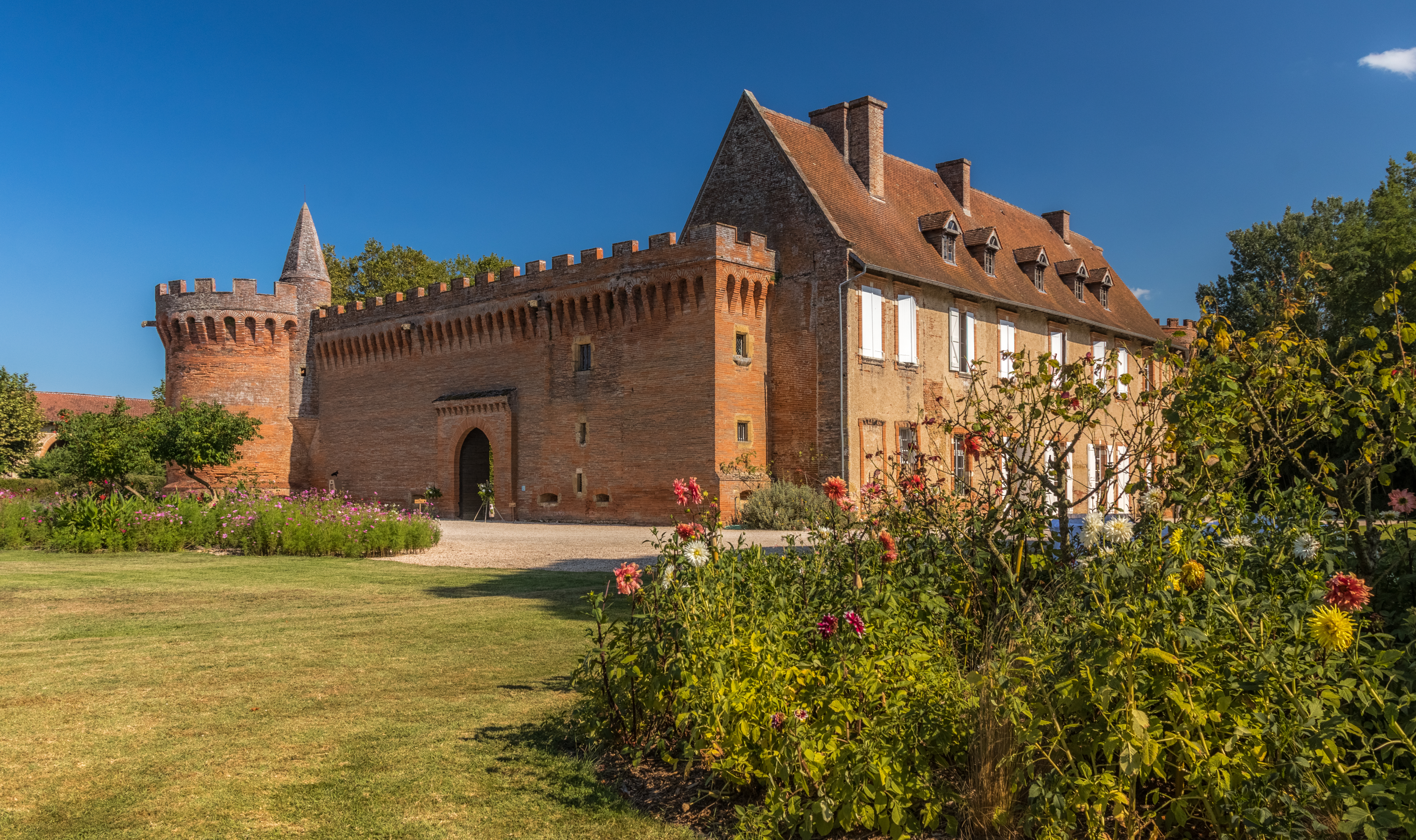 CHATEAU DE PALAYS