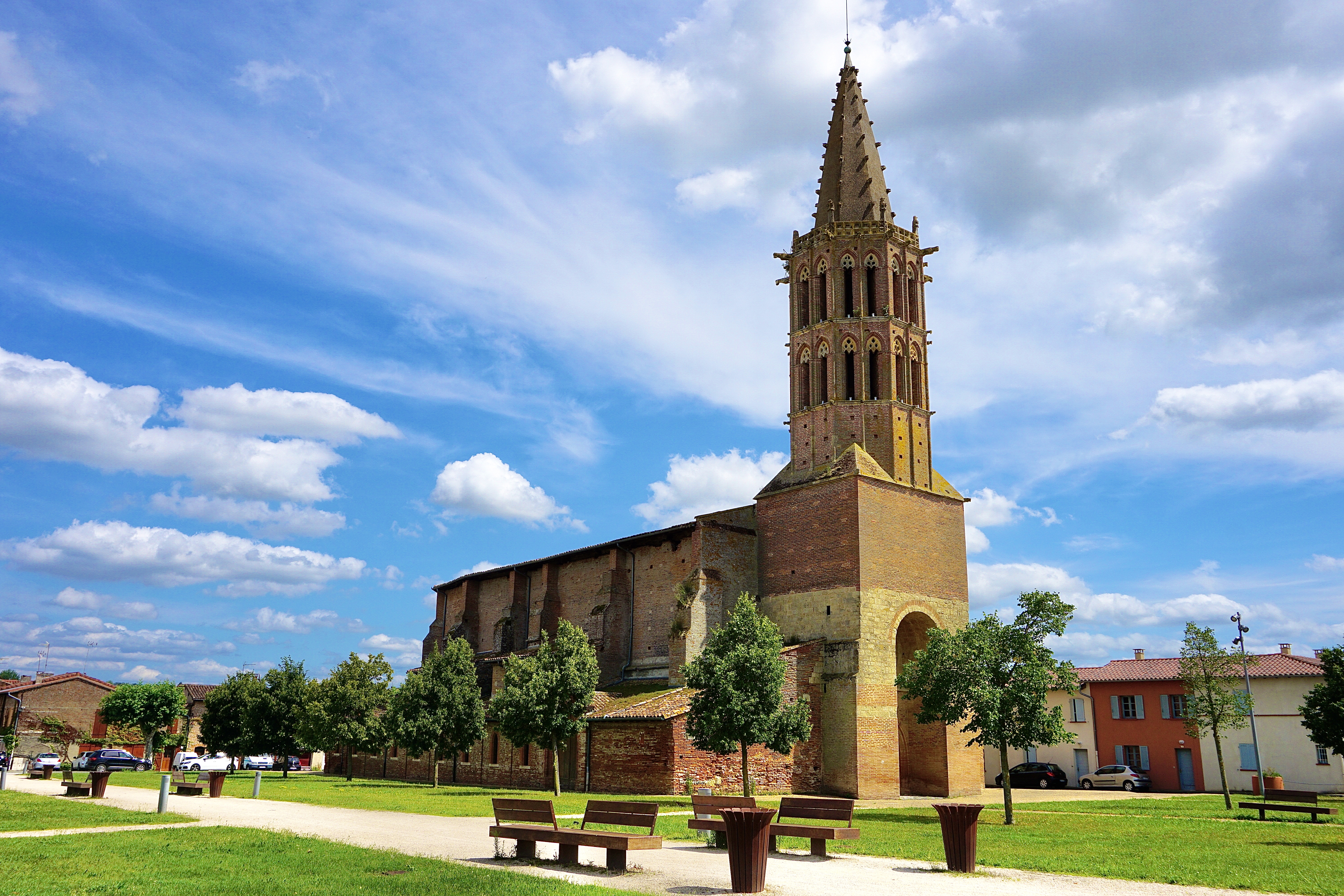 EGLISE SAINT SULPICE