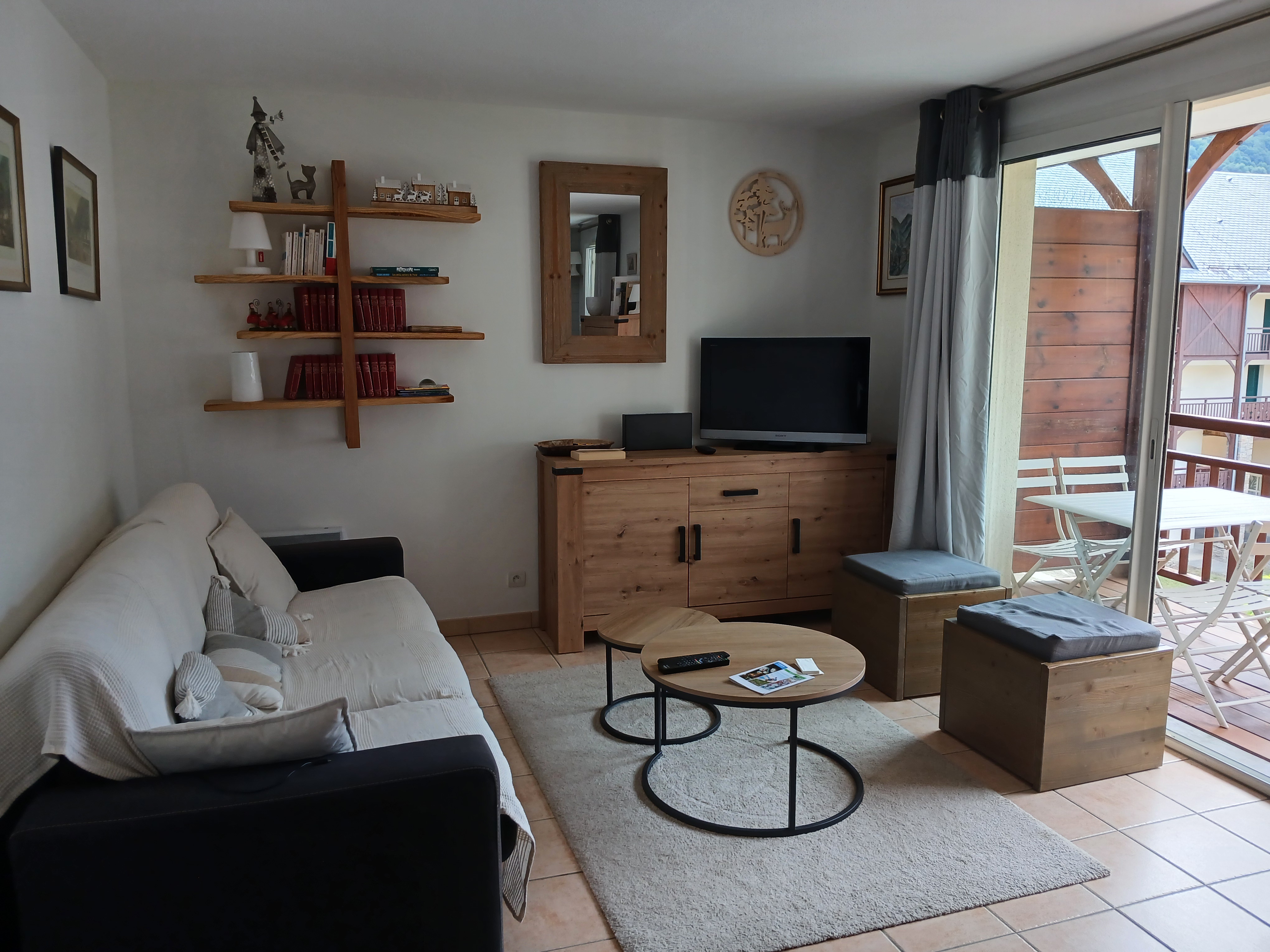 APPARTEMENT M. TINE