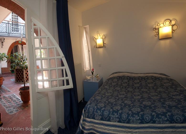 12.Chambre sur patio-HOTELROYALWILSON-TOULOUSE