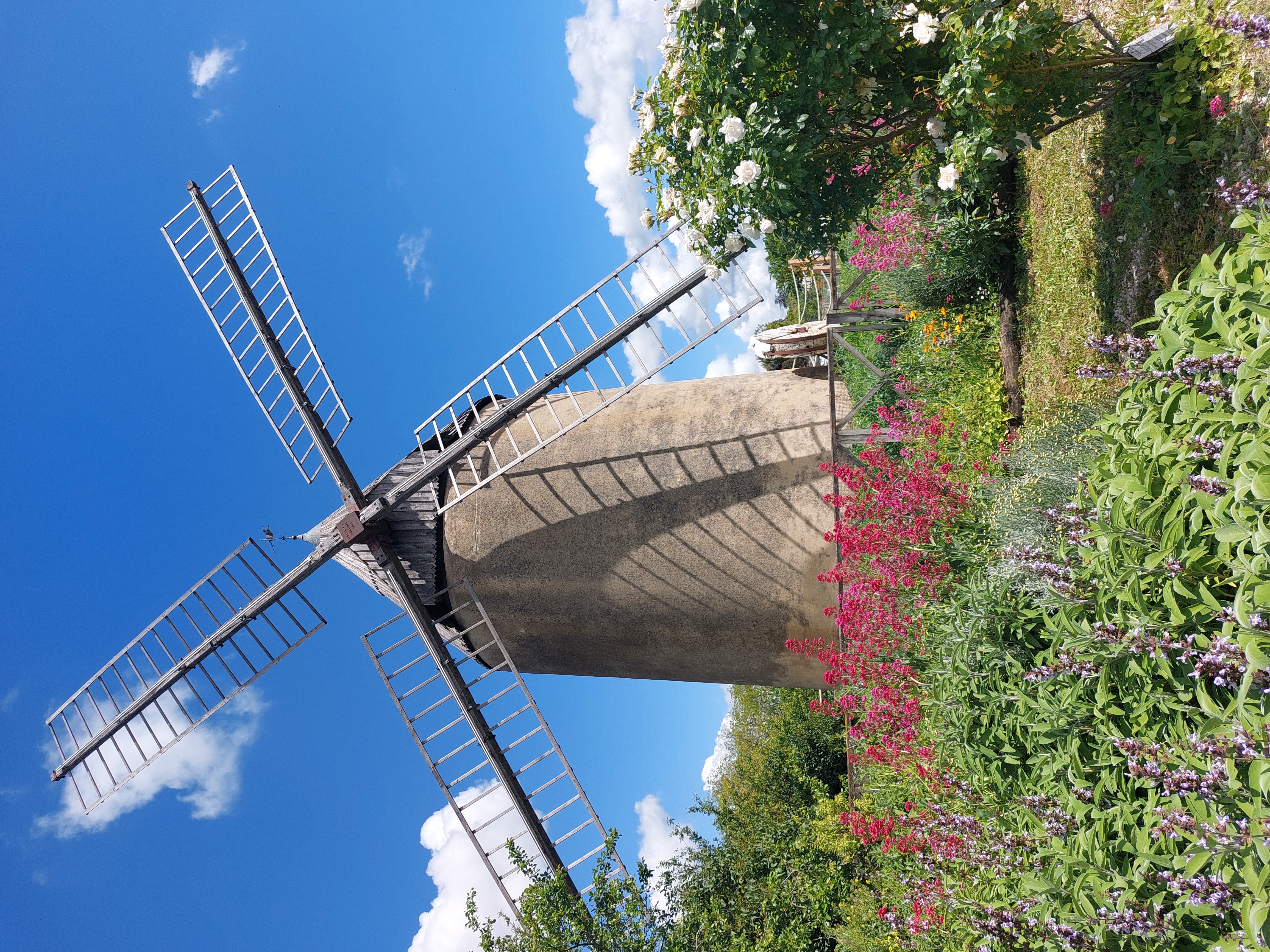 MOULIN DE MONTBRUN-LAURAGAIS