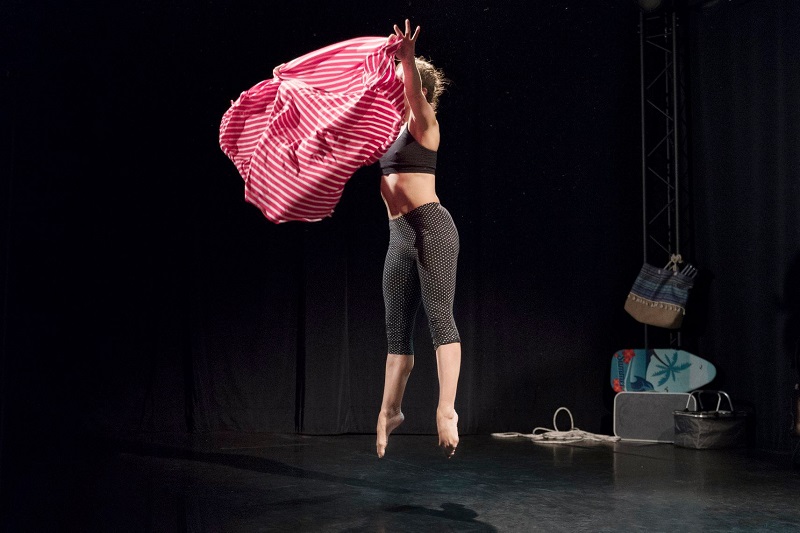 SPECTACLE JEUNE PUBLIC, GRENADE