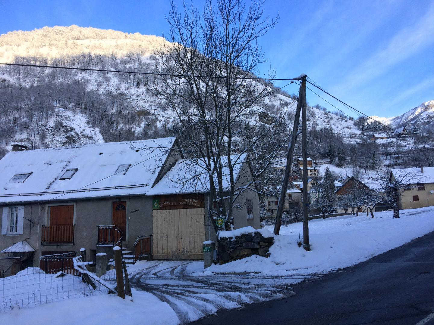 AU CABANOUS