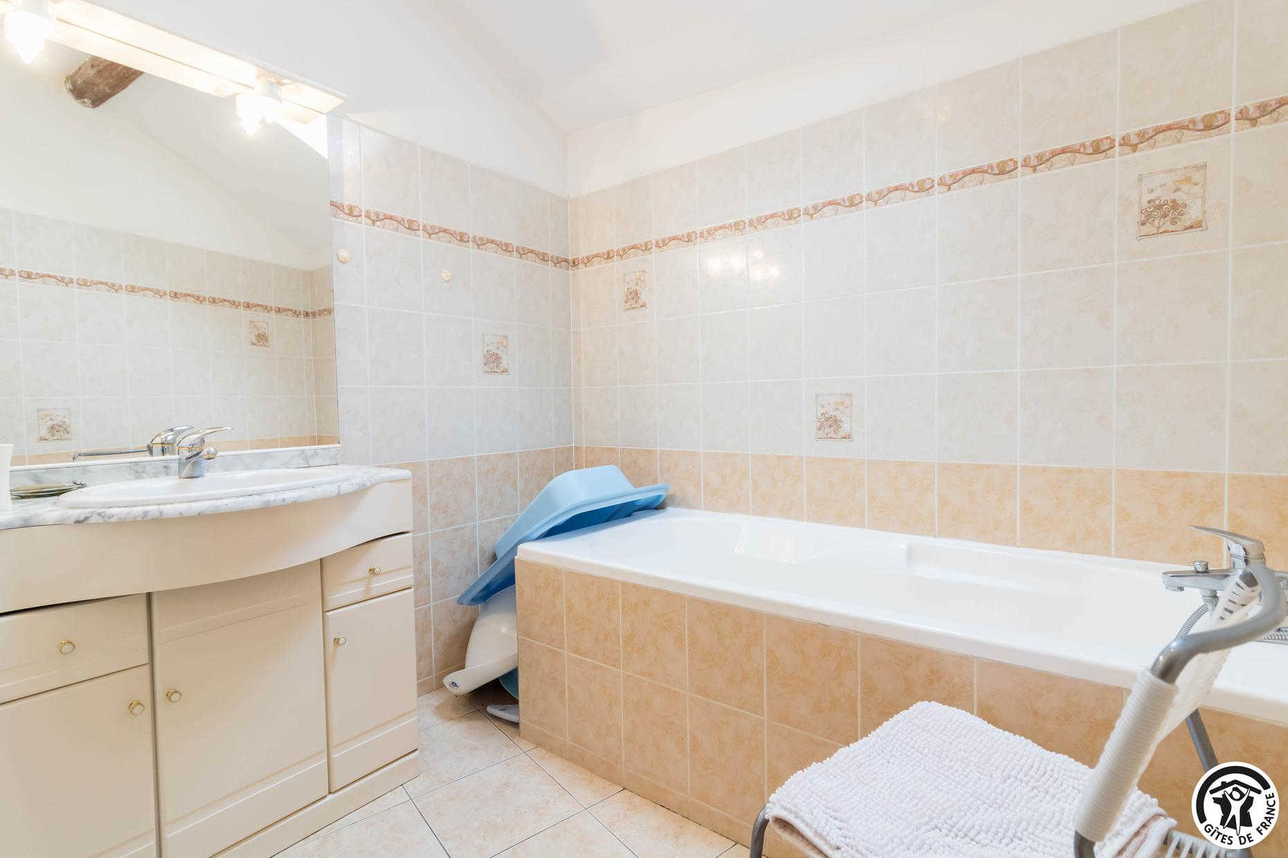 PANIFOUS, Montbrun-Bocage - photo 155