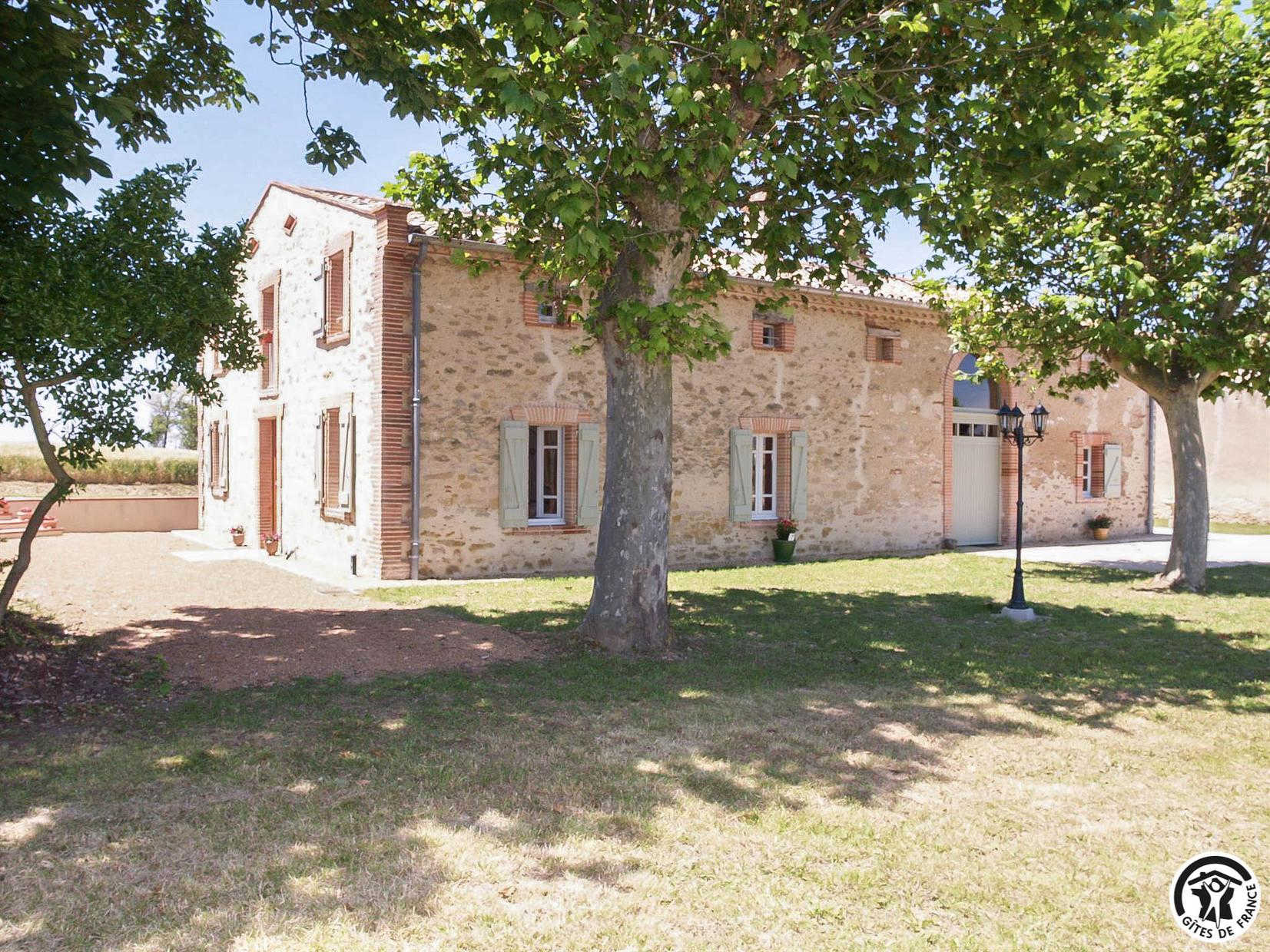 LE MAJESTÉ, Juzes - photo 204