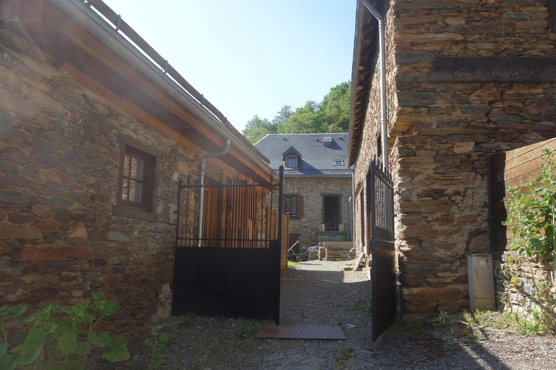 PENAROTS, Baren - photo 68