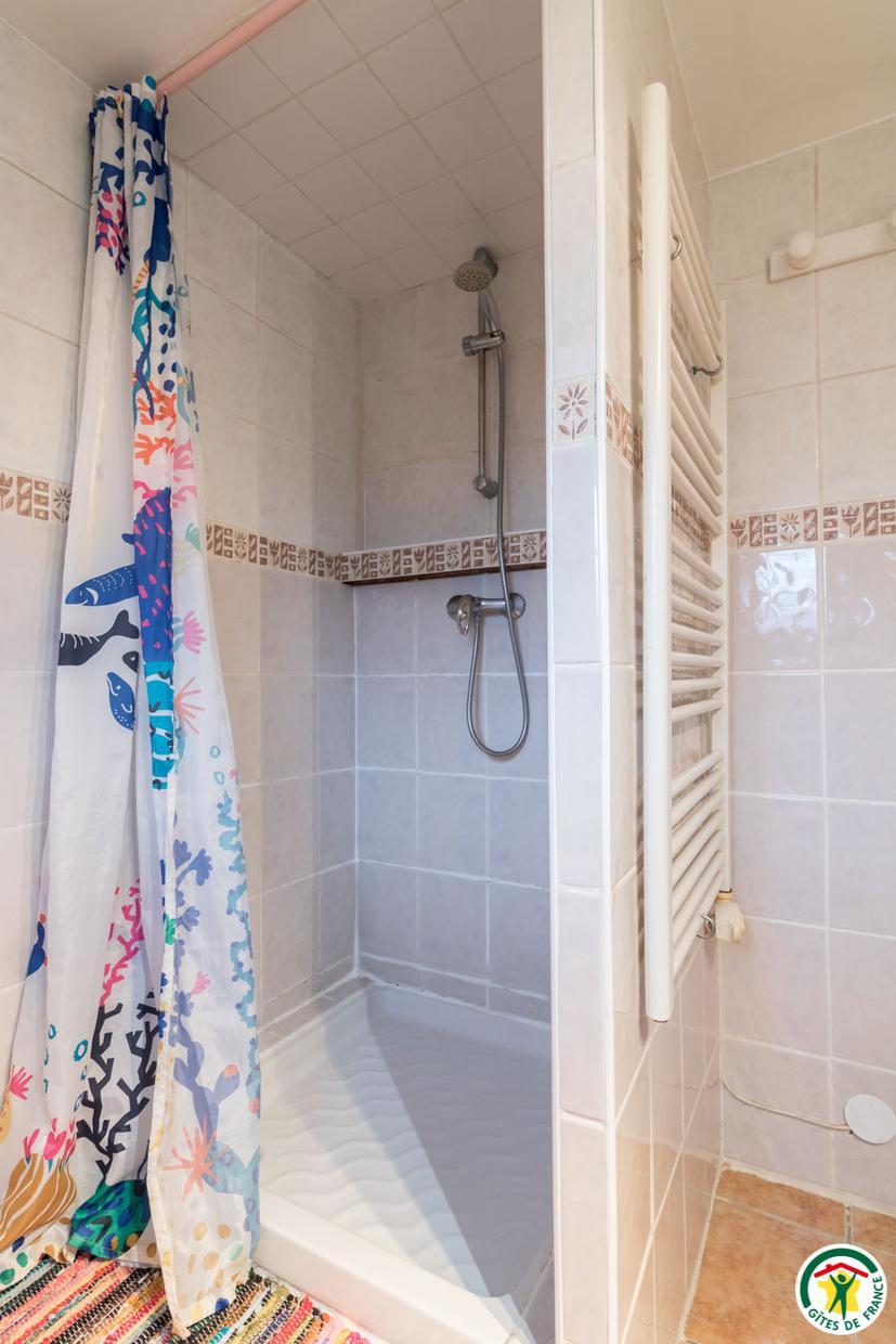 AU VILLAGE - photo 2