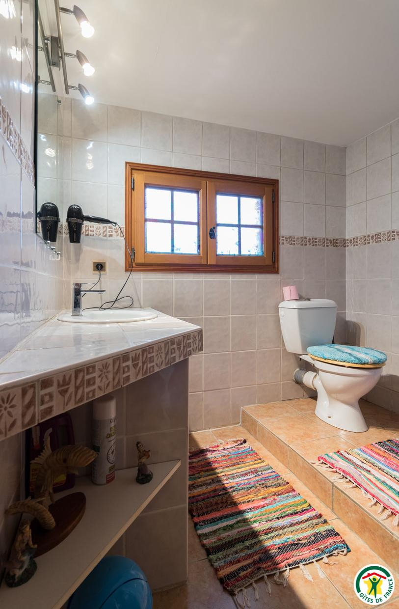 AU VILLAGE - photo 5