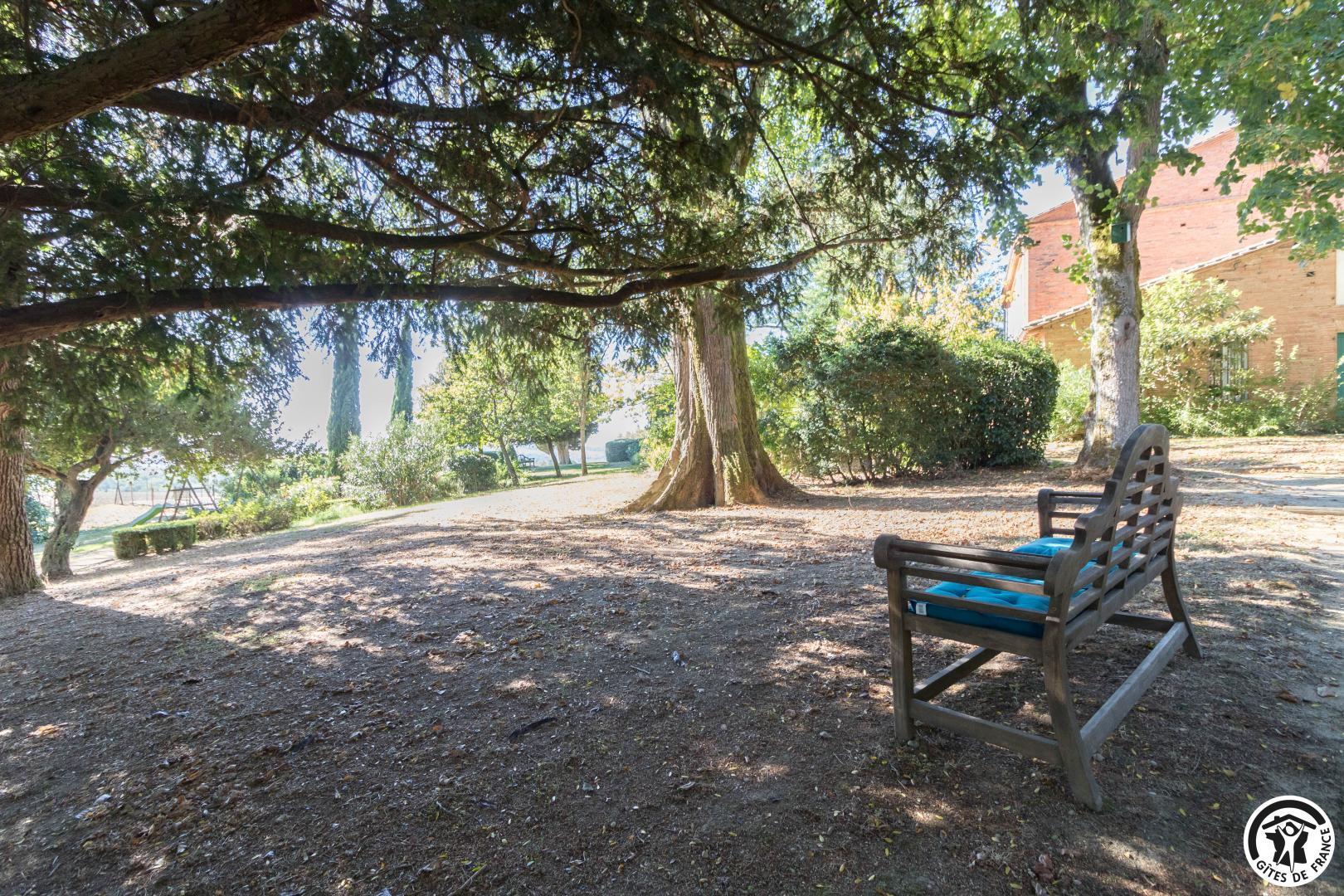 Le Parc Des Moutous