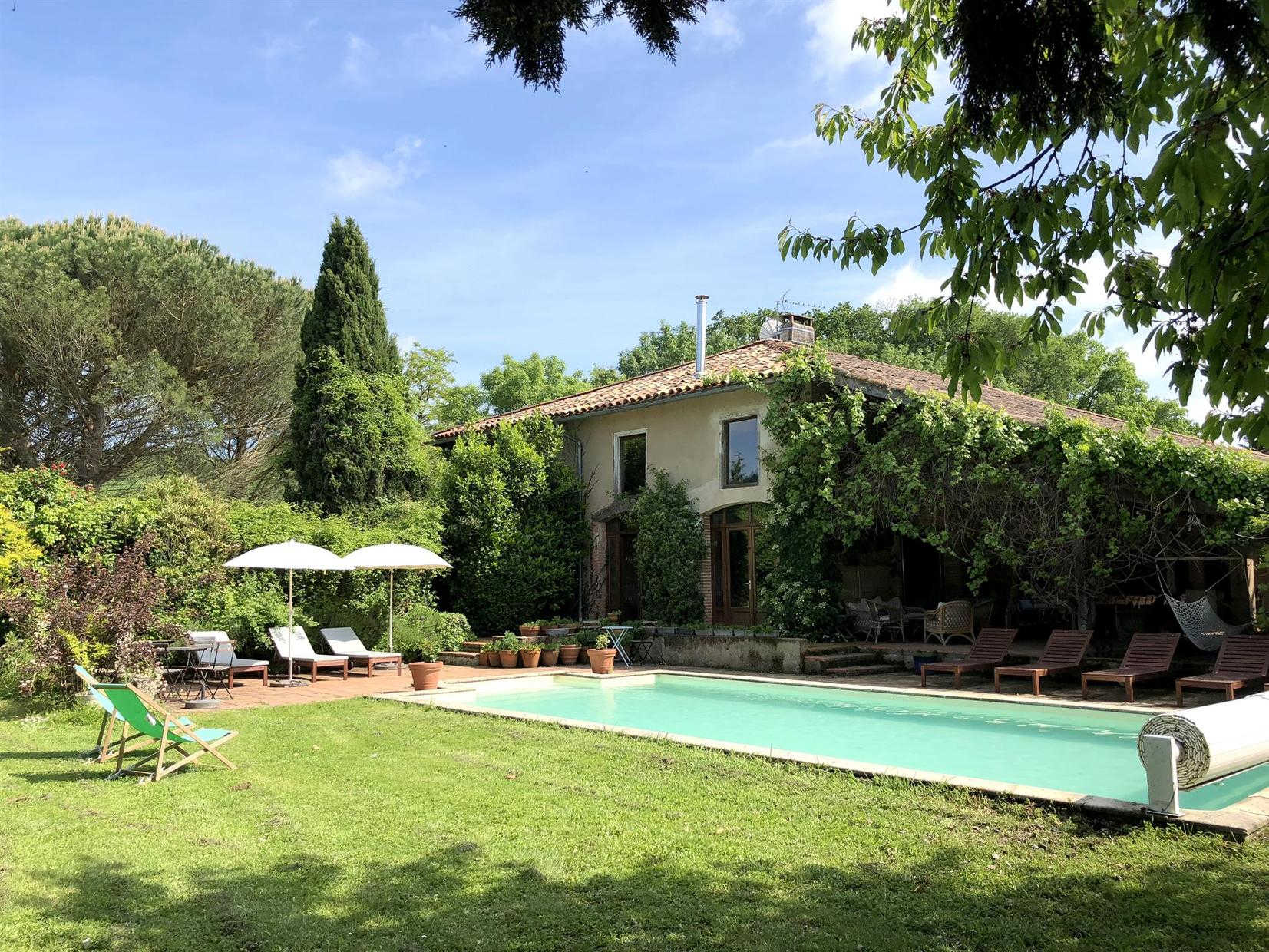 LA RIVIÈRE VACANCES