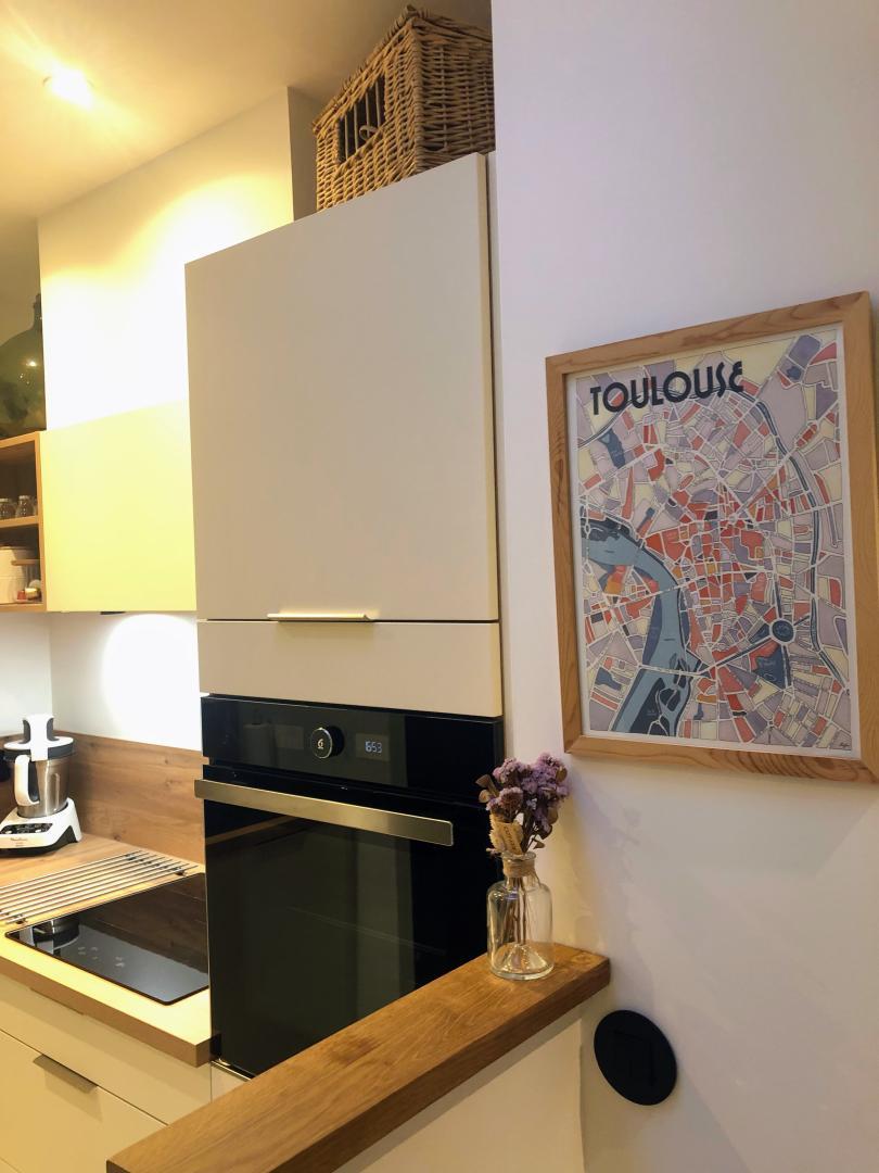 ELÉGANT APPARTEMENT URBAIN AVEC PARKING : EXPLOREZ LA VILLE À PIED! - photo 4