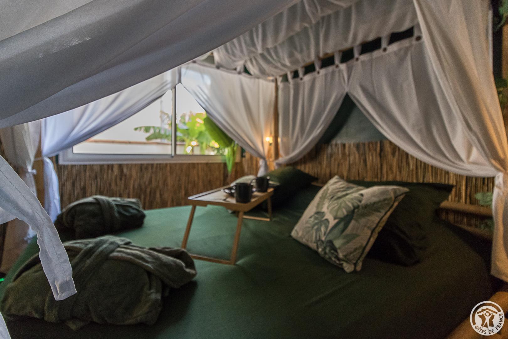JUNGLE LOVE ROOM, Toulouse - photo 137