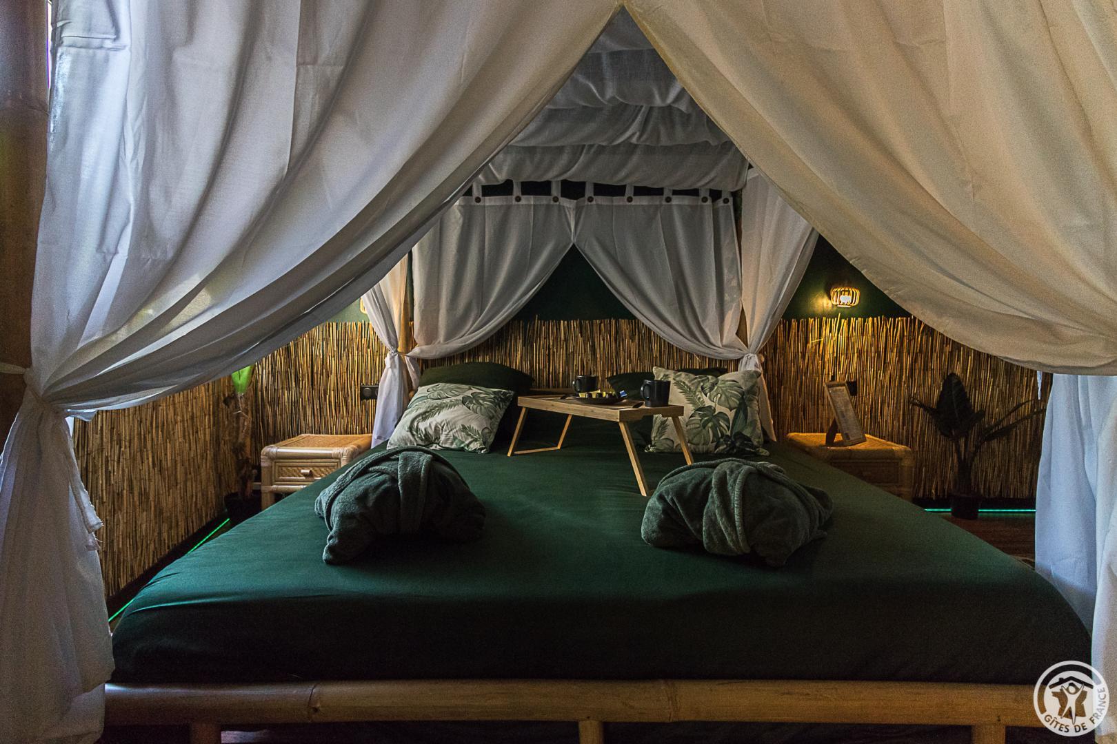 JUNGLE LOVE ROOM, Toulouse - photo 140