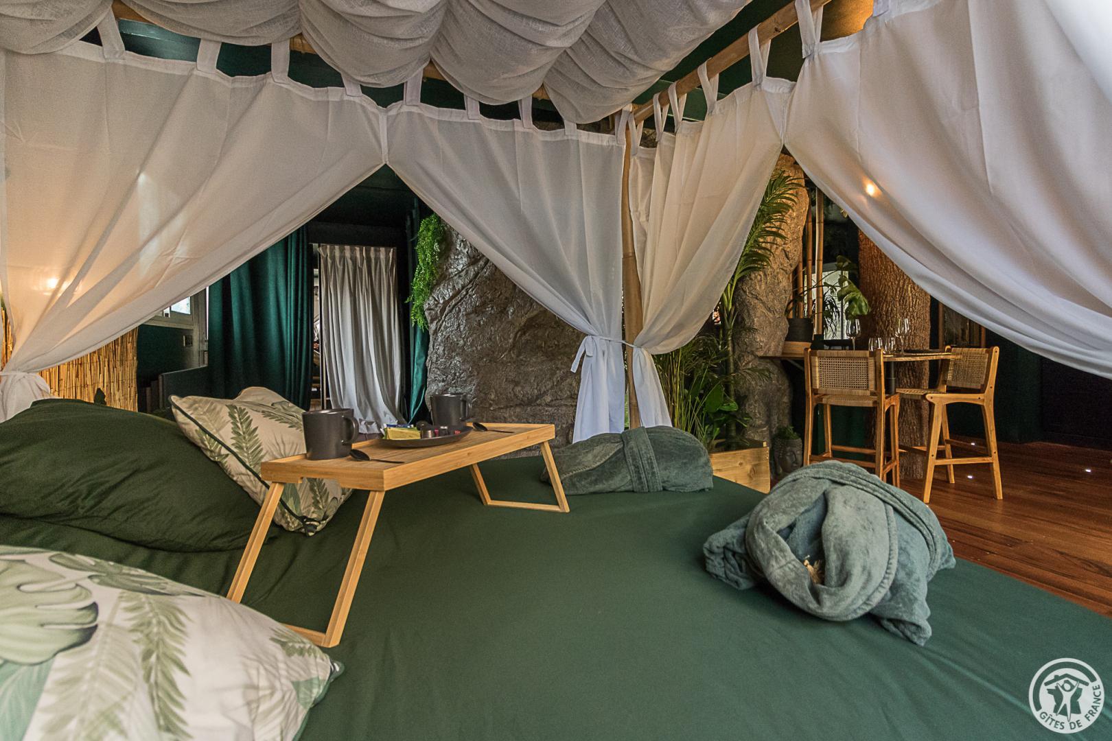 JUNGLE LOVE ROOM, Toulouse - photo 155