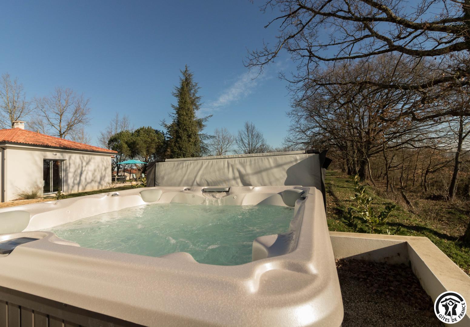 CHEZ HUBELISE, Sepx - photo 370