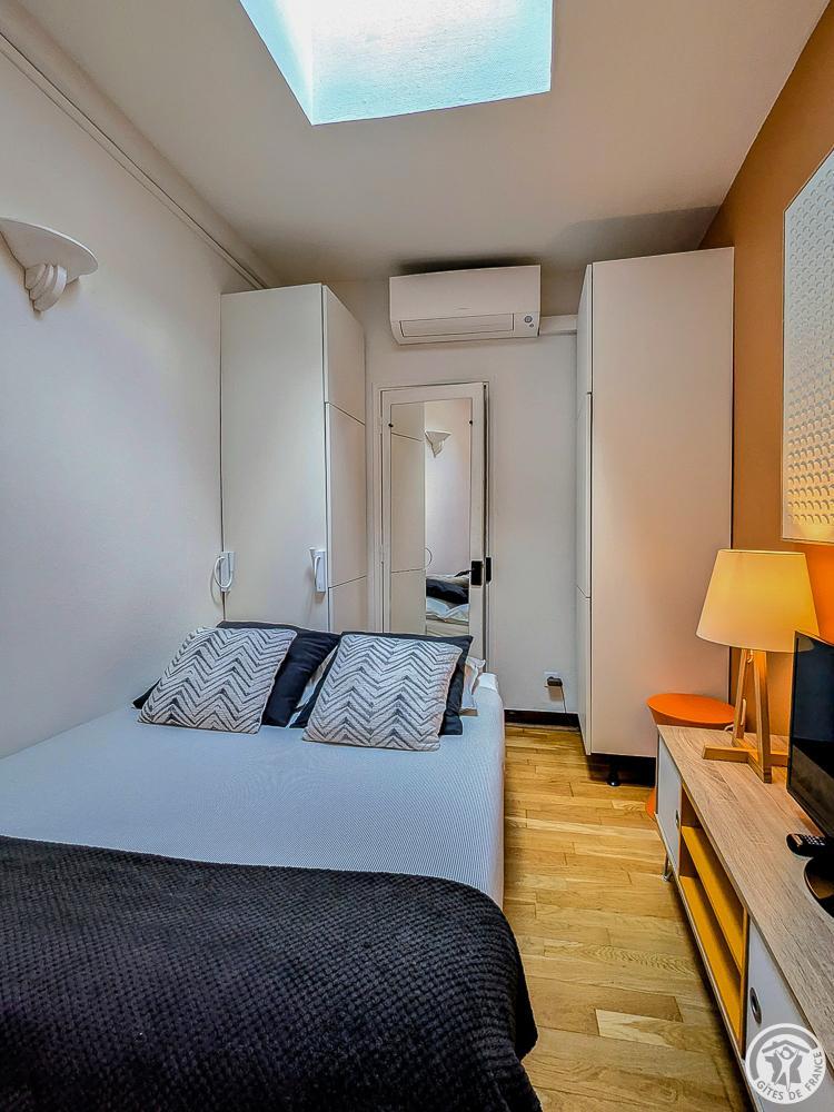 LE PETIT CROIX-BARAGNON