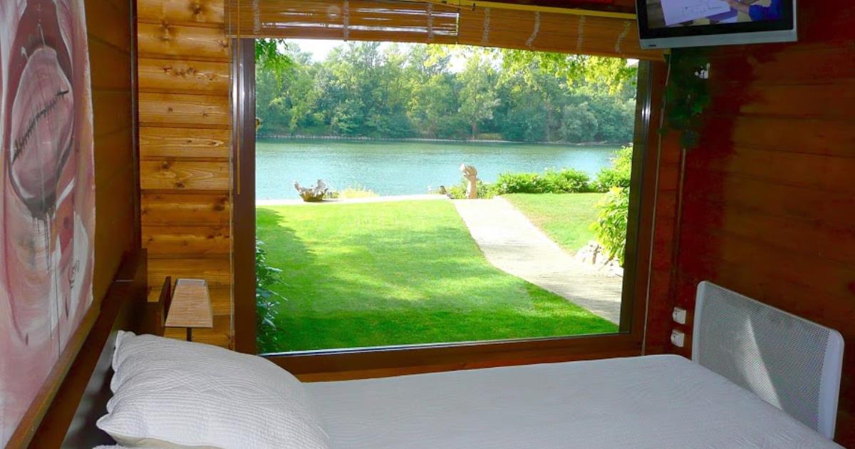 GARONNELLA TOULOUSE Bed and breakfast,