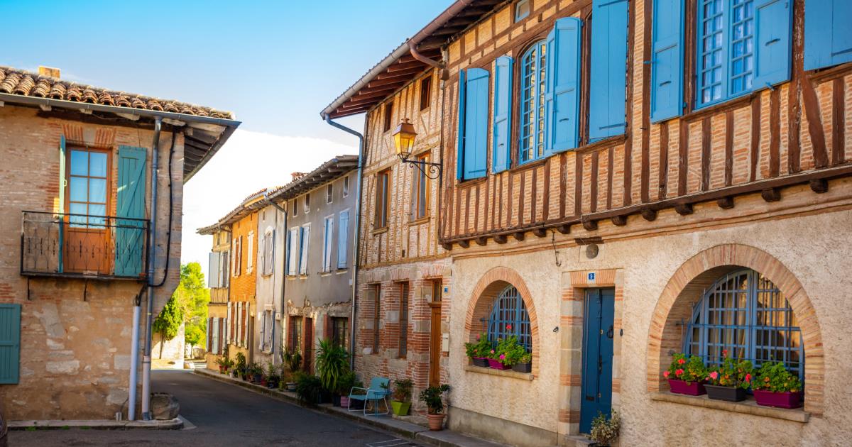 LOUBENSLAURAGAIS LOUBENSLAURAGAIS