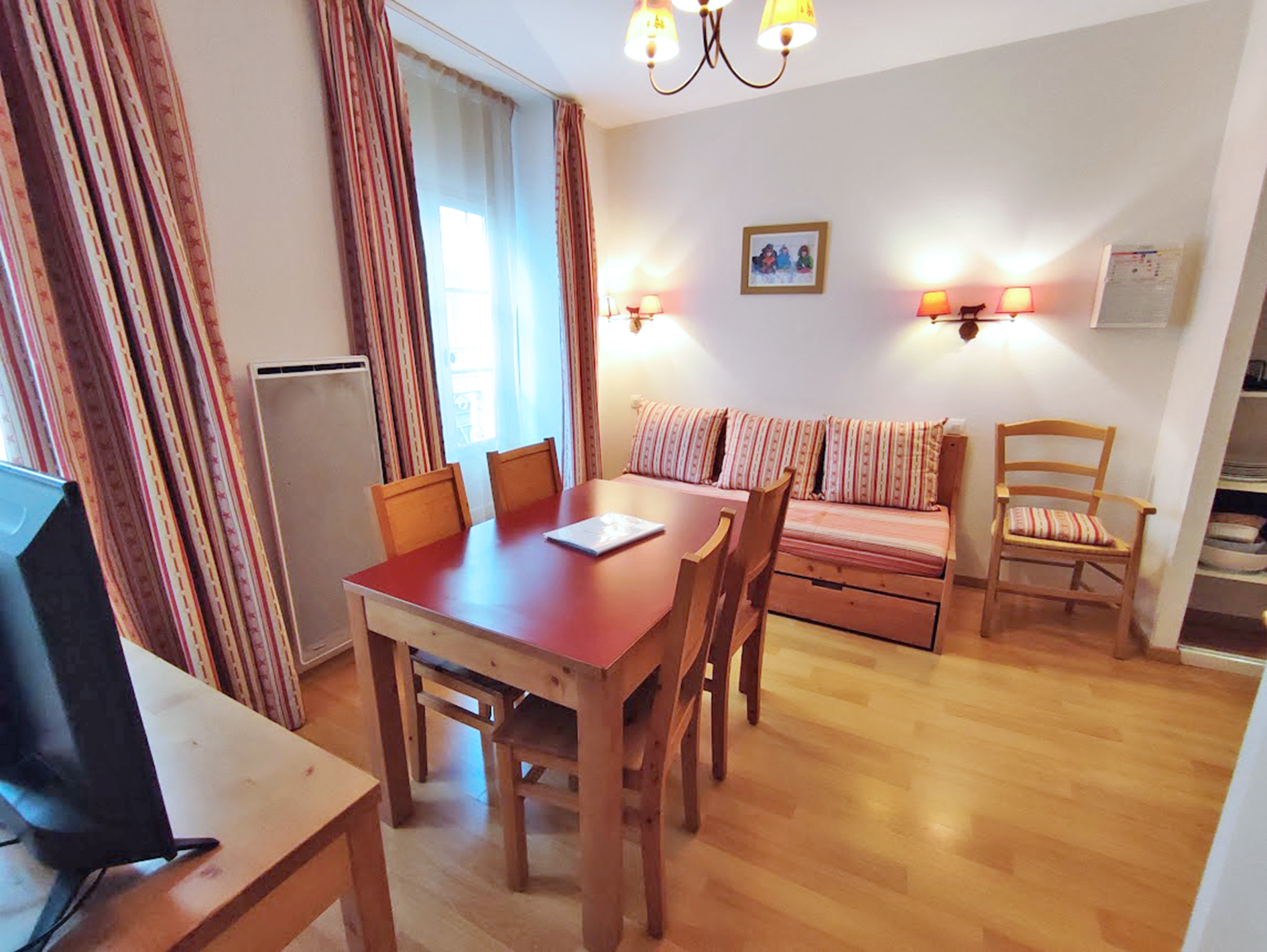 Val De Jade - Appartement T2 Oo