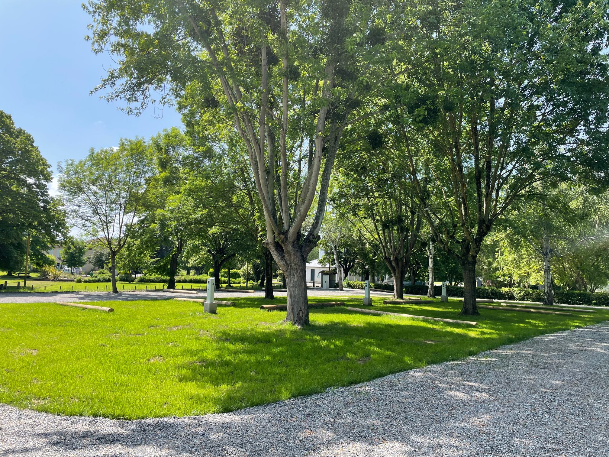 AIRE DE STATIONNEMENT - photo 3