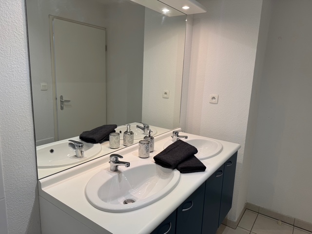 APPARTEMENT AVEC PARKING PRIVE, Montréjeau - photo 8