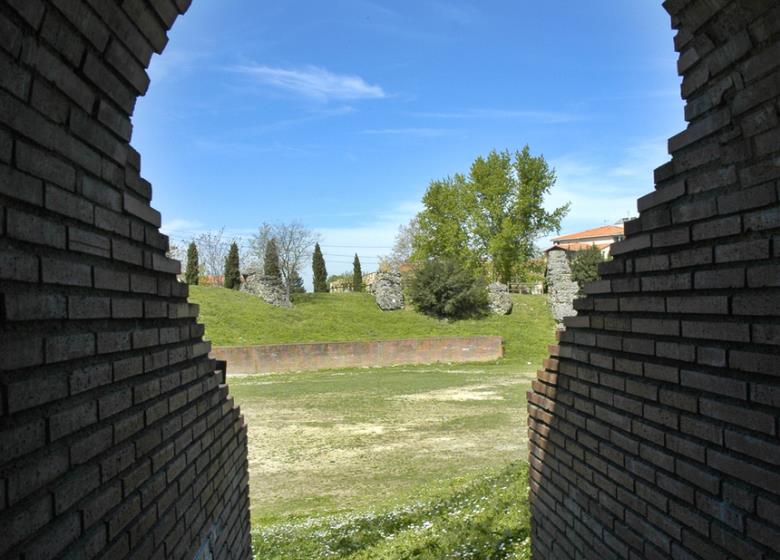 AMPHITHEATRE ROMAIN DE PURPAN ET THERMES D'ANCELY TOULOUSE Gegend