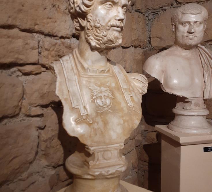 Bustes - Musée Donjon