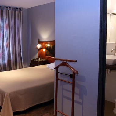 HOTEL ARNAUD BERNARD