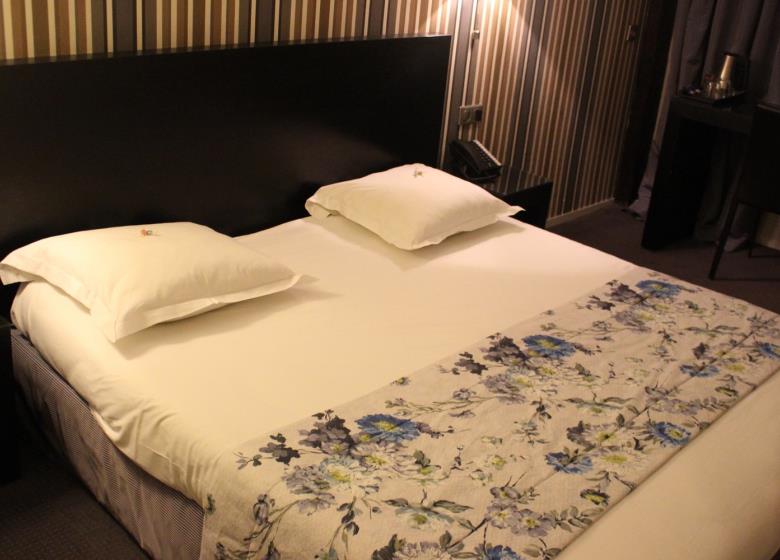 Chambre Confort Grand Hotel Orleans TOULOUSE