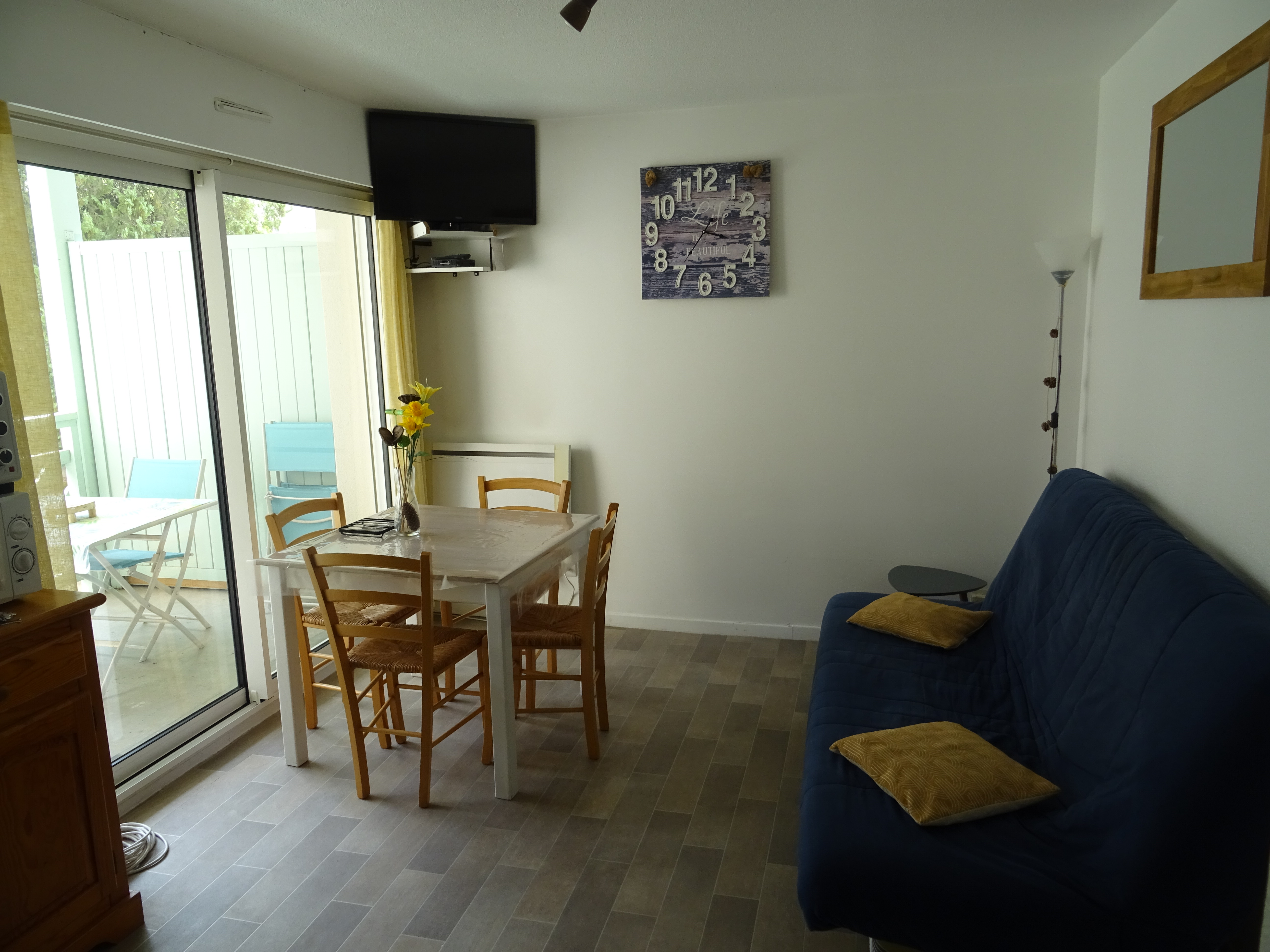 APPARTEMENT N°5 DANS RÉSIDENCE LES TERRASSES DU SACARON