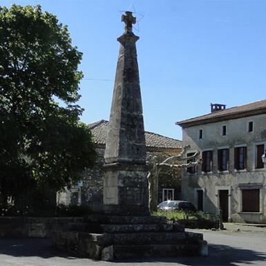 Eglise_pyramide_banniere (1)