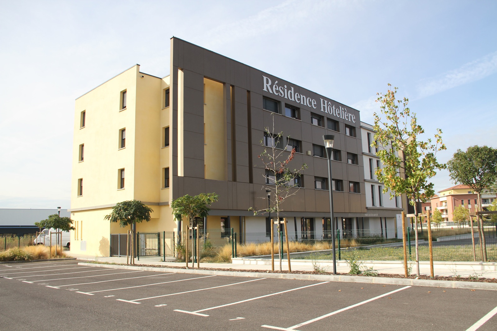 RESIDENCE PARK WILSON AIRPORT - Tourist resort residence - Toulouse ...