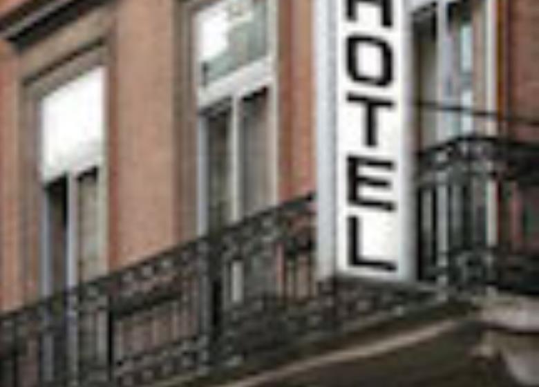 Facade-Hotel-Beausejour-3