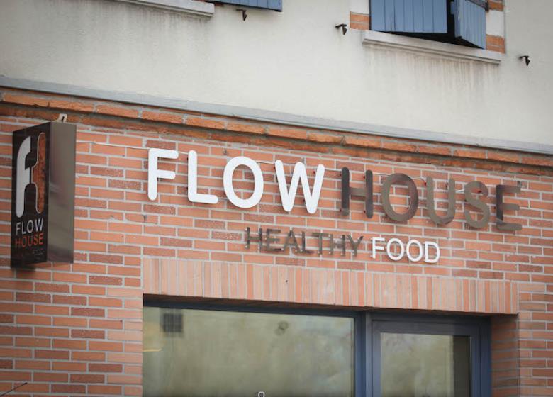 Flow-House-82