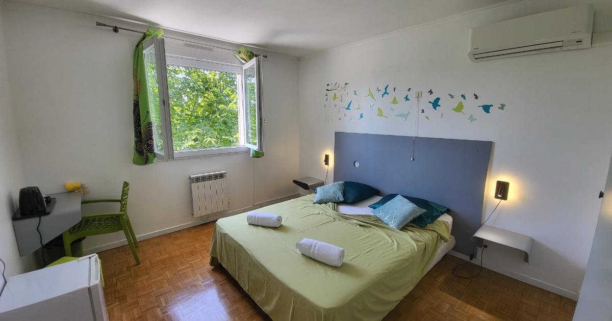 BED AND BREAKFAST NEAR TOULOUSE BLAGNAC AUSSONNE Bed and breakfast,