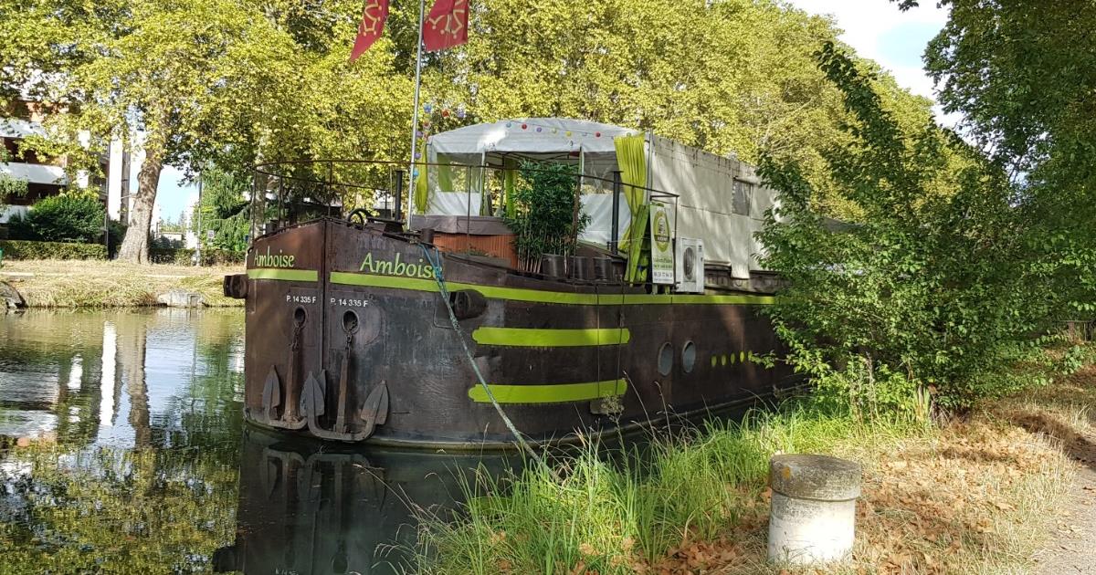 HAUTEGARONNE, TOULOUSE PÉNICHE AMBOISE, UNUSUAL ON THE