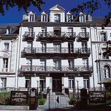 APPARTEMENT A LUCHON FACE AUX THERMES