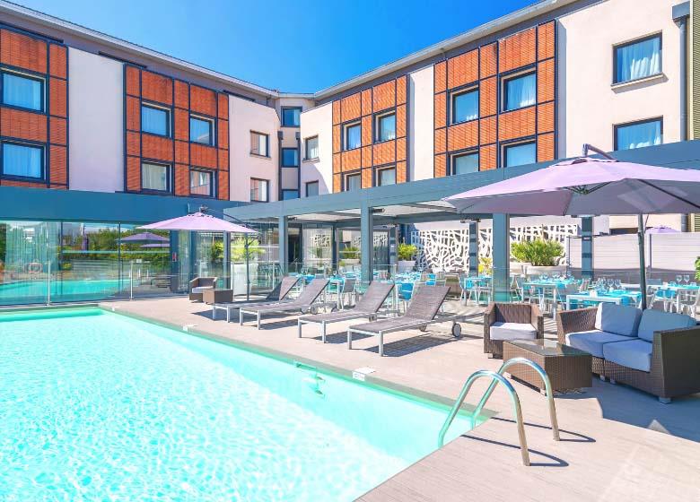 Hotel_Holiday_Inn_Toulouse_Airport_piscine